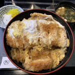 桶松食堂 - かつ丼（上）　　1250円