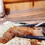 DINING SHU - 厚みのある豚肉