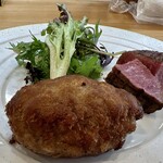 kitchen俊貴 - レアハンバーグ