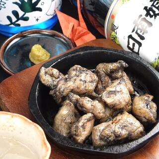 대자연 속에서 자란 유명 닭 "기리시마 닭"의 맛을 즐길 수 있습니다!