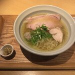 ラーメン 普通 - 貝出汁塩ラーメン