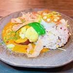 ココニ - 和牛の牛すじ煮込みカレー