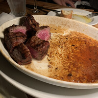 カルネジーオ イースト - 