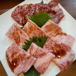 Yakiniku Maruyoshi - 