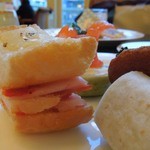 ドリーマーズ・ラウンジ - （2012/12月）アフタヌーンティーの3段プレート下段