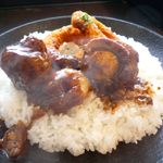 一文字カリー店 - ライスオンザカリー（左からツミレ、エビ、ホタテ）