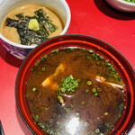 割烹よし田 - 赤だしと鯛漬け