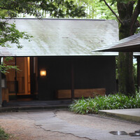 エヴァム・エヴァ・ヤマナシ・アジ - 