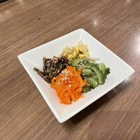 焼肉レストラン ROINS 久茂地国際通り店 - 
