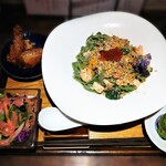 季節の気まぐれ麺セット　サーモンとオータムポエム､淡路レモンの中華風クリーム和えそば 