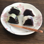 和菓子の大長堂 - ヨモギの薄皮とノーマル薄皮