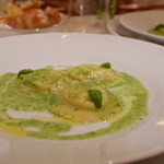 Shin Harada - じゃがいもを詰めたラヴィオリ バジリコ風味