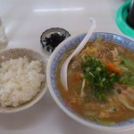 のざわ食堂 - チャンポン麺４８０円とめし（小）１３０円　計６１０円