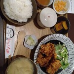 Okiraku Sakaba Hiroto - 唐揚げ定食