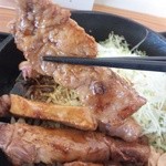 伝説のトンテキ並200ｇ（780円）