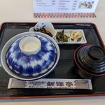 新洋亭 - かつ丼   ¥900