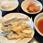 丸甚そば - これも噂のヤマメの天ぷら(^^♪