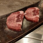 なんば黒毛和牛焼肉 霞 - 