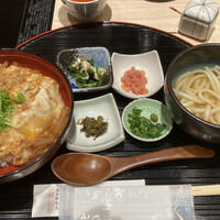 水たき料亭 博多華味鳥 ヒルトンプラザウエスト店 - 