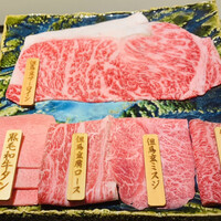 東京肉しゃぶ家 - 但馬玄サーロイン、ハネシタ、ミスジ、肩ロース　
                    黒毛和牛黒タン