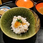 薪鳥新神戸 - ご飯味変　卵とネギ