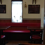 ビストロ オランジュ - 店内（２０２２年１月訪問時）