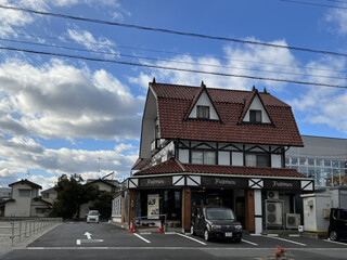 Fujiwara - 奥にも駐車場あり