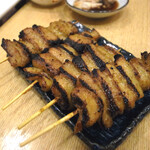 須賀乃湯 - 豚トロ串（カレー味） 1本 200円