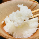 おにく 花柳 - 新潟県魚沼産コシヒカリ「雪椿」