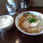 らあめん サンド - らぁめんサンド　純煮干そば+ごはん(100円)