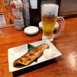 Uotoyo - ちょい飲みセット1,200円のビールと糠漬け鰊