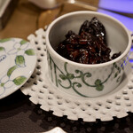 トゥ・ラ・ジョア イズム - 