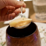 トゥ・ラ・ジョア イズム - 