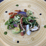 レストラン オネット - ご褒美ｻﾝの前菜は
                                野菜のメドレー♬
                                オネットｻﾝの代表作♡