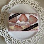 ICHIBANYA FRUITS CAFE - 贅沢ストロベリーサンド   590円(税込)