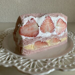 ICHIBANYA FRUITS CAFE - 贅沢ストロベリーサンド