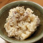 shingitaisakaba - 燻製鴨といぶりがっこのポテトサラダ400円(税抜)
