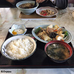 千力 - 野菜炒め定食とﾗｰﾒﾝと半ﾁｬｰﾊﾝ