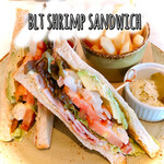 BLT 쉬림프 & 아보카도 샌드위치 BLT Shrimp Sandwich
