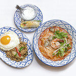 Tom yum goong Ramen & gapao rice set