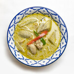 Green curry with chicken and eggplant