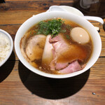 松戸中華そば 富田食堂 - "特製らぁ麺(醤油)"1,230円