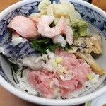 うおがし丼 かんの - 