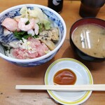 うおがし丼 かんの - 