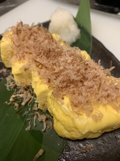 Yakitori Sakaba Donku - 愛情たっぷりの出汁巻き卵