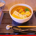 Kare Udon Wabisuke - 2022年1月　彩り野菜カレーうどんと揚げ餅