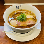 麺や 維新 - 味玉醤油らぁ麺（900円）