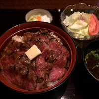 赤坂 津つ井 総本店 - 赤坂名物ビフテキ丼