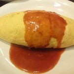 ルパージュ - オムライスセット（スープ・サラダ付き）700円