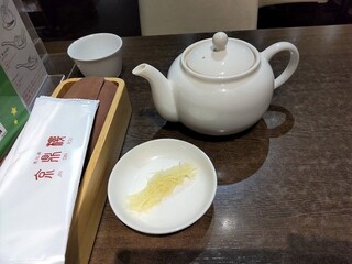 京鼎樓 - お茶と点心の生姜
